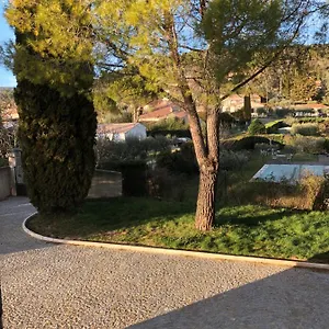 https://la-bastide-du-gineste-lemon.fr-provencehotel.com
